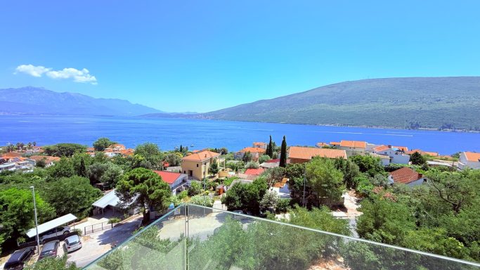 Penthouse in Montenegro